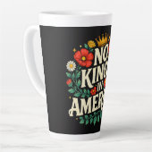 アメリカに王はいない カフェラテマグ (左アングル)