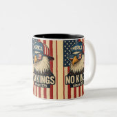 アメリカに王はいない ツートーンマグカップ (正面右)