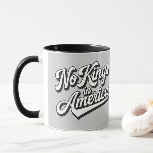 アメリカに王はいない マグカップ (ドーナツ)
