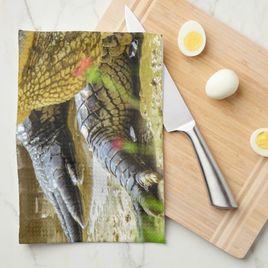 アメリカのわにクローズアップ。 さしせまった キッチンタオル (四つ折り)