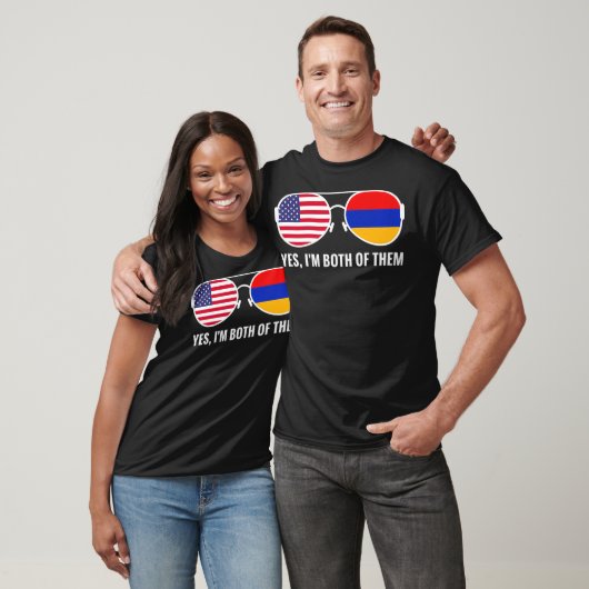 アメリカのアルメニア国旗サングラスアルメニア系アメリカ人 Tシャツ (ユニセックス)