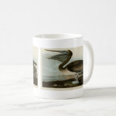 アメリカのオードボンの鳥の茶色のペリカン コーヒーマグカップ (正面右)