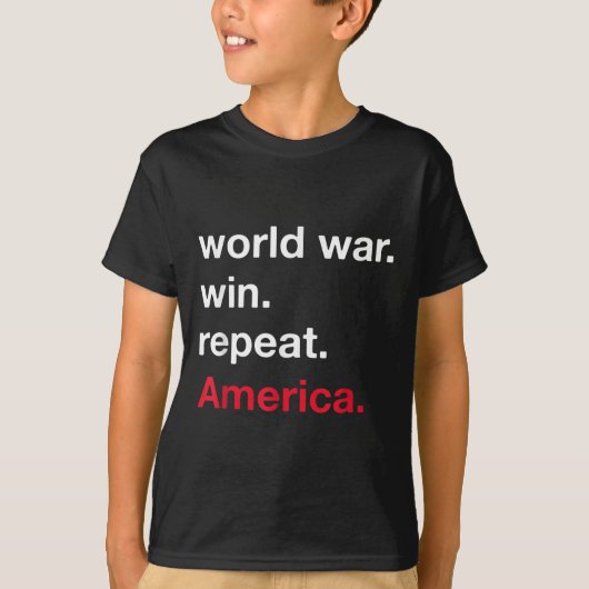 アメリカのカントリーディフェンダー7月の世界大戦勝再演 Tシャツ (正面)
