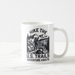 アメリカのトレイルをハイキングする冒険が待っている グラフィック コーヒーマグカップ