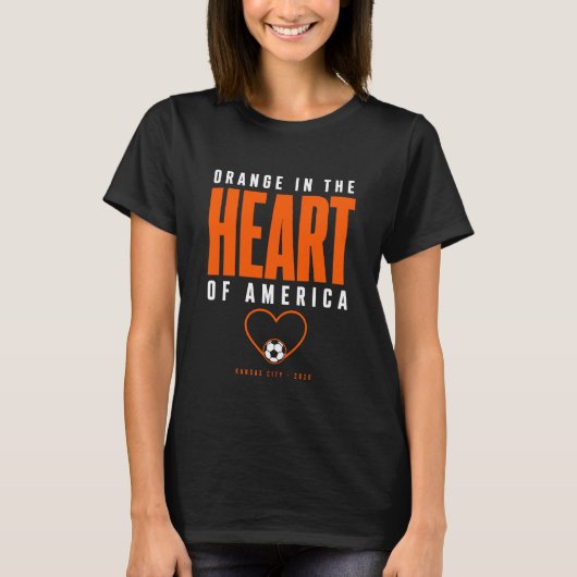アメリカのハートにあるオレンジ カンザスシティ Tシャツ (正面)