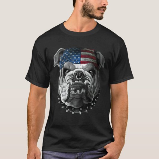 アメリカのブルドッグ大好きアメリカのフラッグドッグ Tシャツ (正面)
