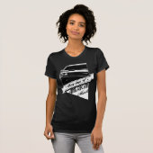 アメリカのマッスルグローリー日1970ドッジチャレンジャー Tシャツ (正面フル)