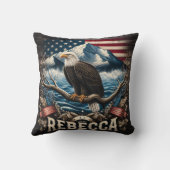 アメリカのワシが山に囲まれている クッション (裏面)