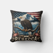アメリカのワシが山に囲まれている クッション (正面)