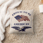 アメリカのヴィンテージのワシおよび旗があること誇りを持った クッション (ブランケット)