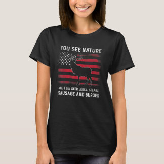 アメリカのヴィンテージフラグ狩猟の鹿の自然を見る Tシャツ
