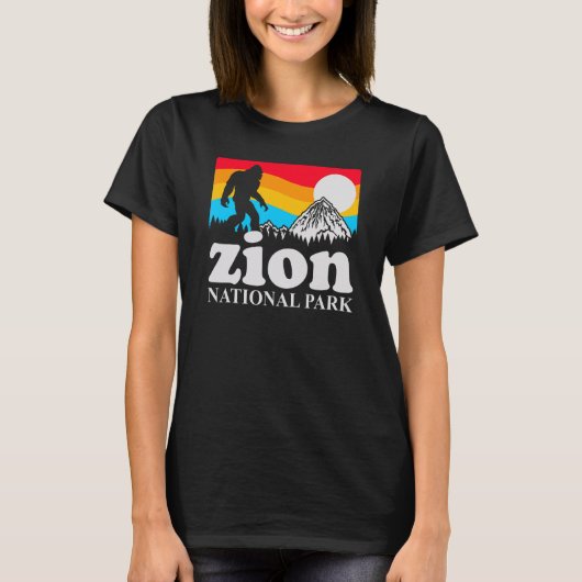 アメリカの国立公園を訪れるのが大好き Zion National Park Tシャツ (正面)