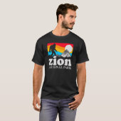 アメリカの国立公園巡りが好き Zion National Park Tシャツ (正面フル)