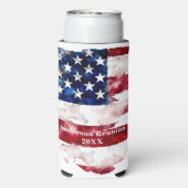 アメリカの姓 名 カスタム フラグ カラーズ リユニオン スリム缶クーラー (Seltzer裏面)