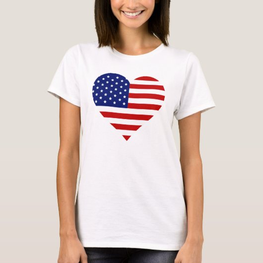 アメリカの愛国心はいつも私のハートだ Tシャツ (正面)