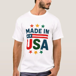 アメリカの愛国的なタイポグラフィデザイン Tシャツ