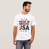 アメリカの愛国的なタイポグラフィデザイン Tシャツ (正面フル)