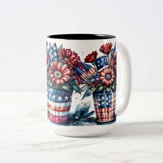 アメリカの愛国的な赤白青の花ポット ツートーンマグカップ (正面右)