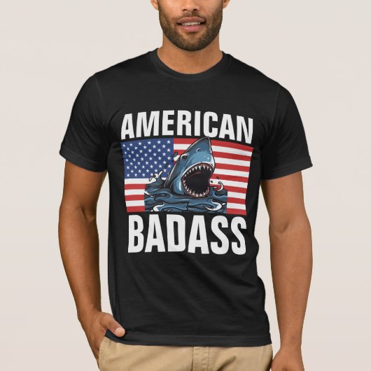 アメリカの愛国者シャークTシャツ Tシャツ (正面)