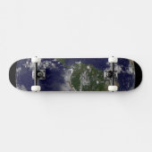 アメリカの東海岸に沿ったハリケーン「サンディ」。 スケートボード (横)