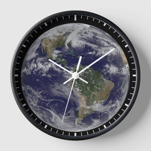 アメリカの東海岸に沿ったハリケーン「サンディ」。2 壁時計 (正面)