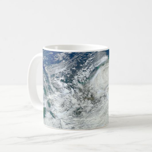 アメリカの東海岸に沿ったハリケーン「サンディ」。3 コーヒーマグカップ (正面左)