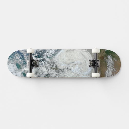 アメリカの東海岸に沿ったハリケーン「サンディ」。3 スケートボード (横)