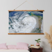 アメリカの東海岸に沿ったハリケーン「サンディ」。3 吊り下げ型タペストリー (寝室)