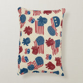 アメリカの様々なシンボルを持つクッション アクセントクッション (裏面(縦))