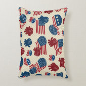 アメリカの様々なシンボルを持つクッション アクセントクッション (正面(垂直))