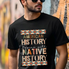 アメリカの歴史は先住民史から始まる Tシャツ