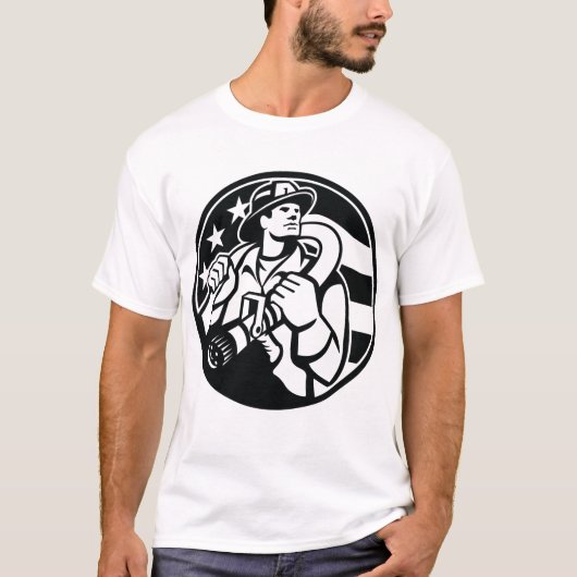 アメリカの消防はっきりした士の英雄と白 Tシャツ (正面)