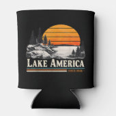 アメリカの湖 ヴィンテージ 2026 缶クーラー (裏面)