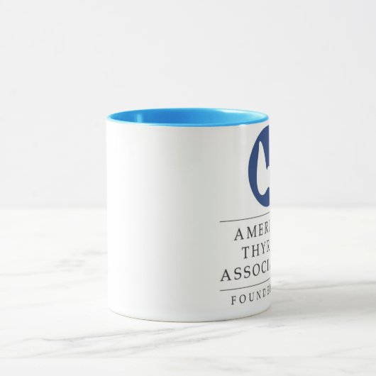 アメリカの甲状腺剤連合のクラシックなコーヒー・マグ マグカップ (中央)