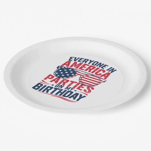 アメリカの皆が私の誕生日 ペーパープレート (アングル)