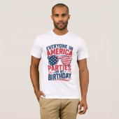 アメリカの皆が私の誕生日 Tシャツ (正面フル)
