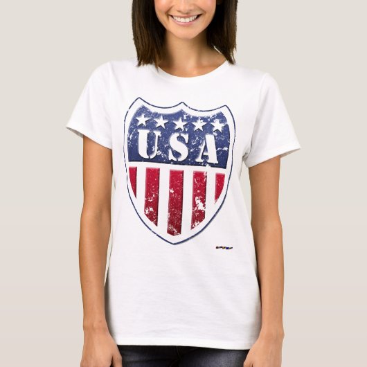 アメリカの盾 - ぼろぼろ Tシャツ (正面)