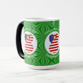 アメリカの赤毛の天使のクリスマスフラグ パーソナライズされた モーフィングマグカップ (正面左)