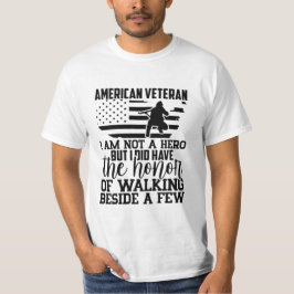 アメリカの退役軍人は私は英雄ではないが… Tシャツ