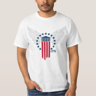 アメリカの高い旗 Tシャツ
