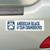 アメリカの黒およびタンのCoonhoundの青 バンパーステッカー (車上)