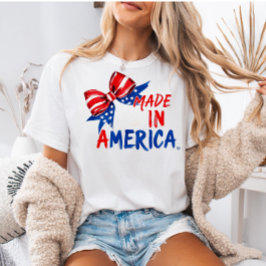 アメリカの4th of July シャツ、彼女への愛国的なギフト Tシャツ