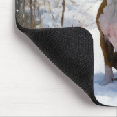 アメリカの(犬)スタッフォードがそれを雪のクリスマスに許す マウスパッド (コーナー)