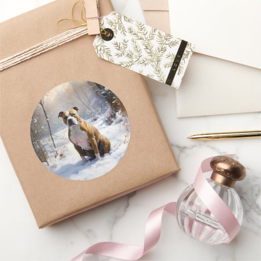 アメリカの（犬）スタッフォードがそれを雪のクリスマスに許す ラウンドシール (ギフト)