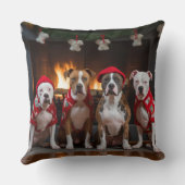 アメリカの（犬）スタッフォードバイザ暖炉クリスマス クッション (裏面)