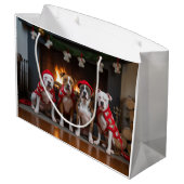 アメリカの（犬）スタッフォードバイザ暖炉クリスマス ラージペーパーバッグ (裏面アングル)