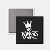 アメリカのNo Kings In America政治抗議裁判所の判決 マグネット (正面/裏面)