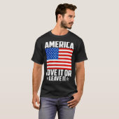 アメリカはそれを愛し離れている Tシャツ (正面フル)
