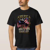 アメリカはそれを愛する離れか愛国的なワシ Tシャツ (正面)