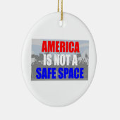 アメリカは安全な宇宙ではない セラミックオーナメント (右)